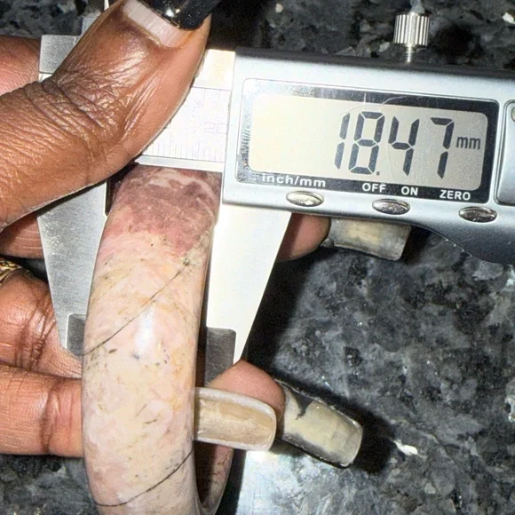 Elegant Pink Rhodonite Bangle 59MM (2.32”) Natural stone - Picture 3 of 10